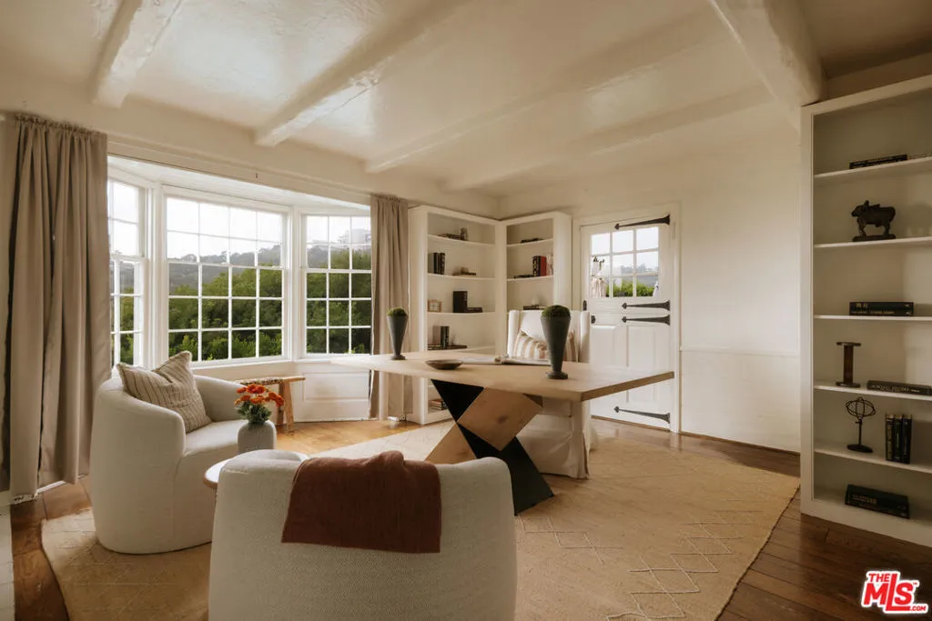 11630 Bellagio Road, Los Angeles, California 90049 home-pic-6